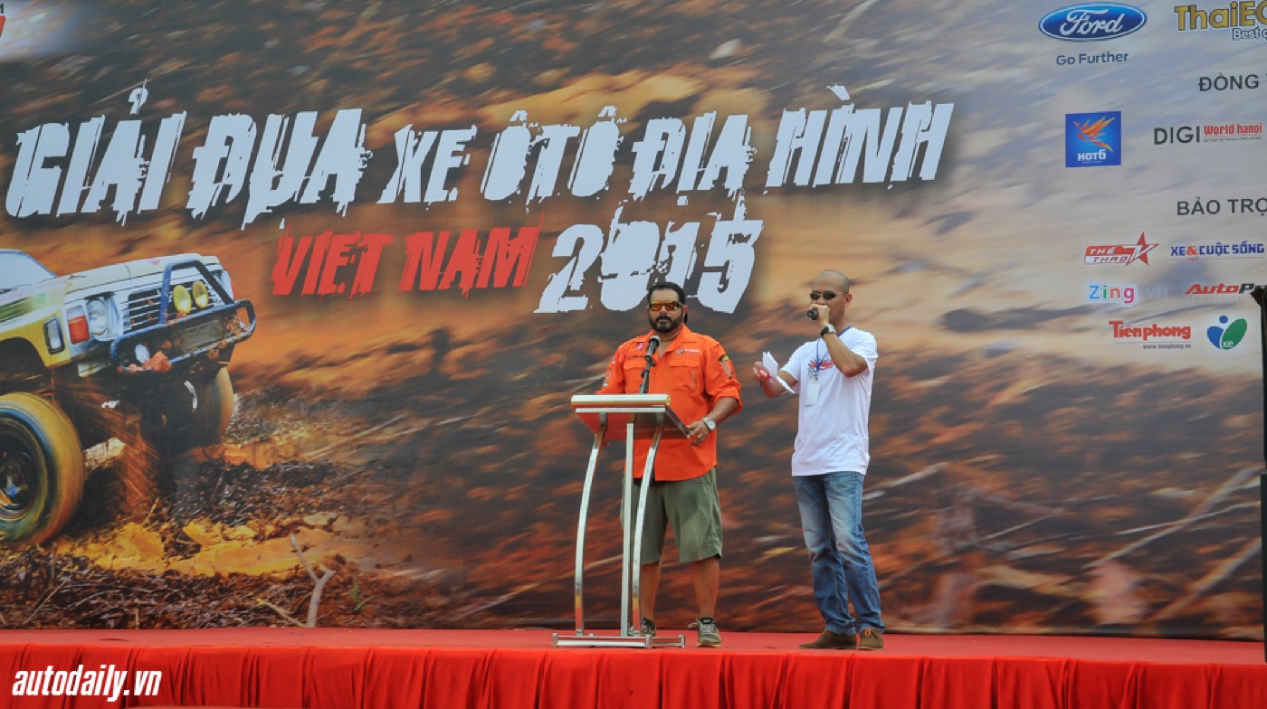 Ảnh lễ khai mạc VOC 2015