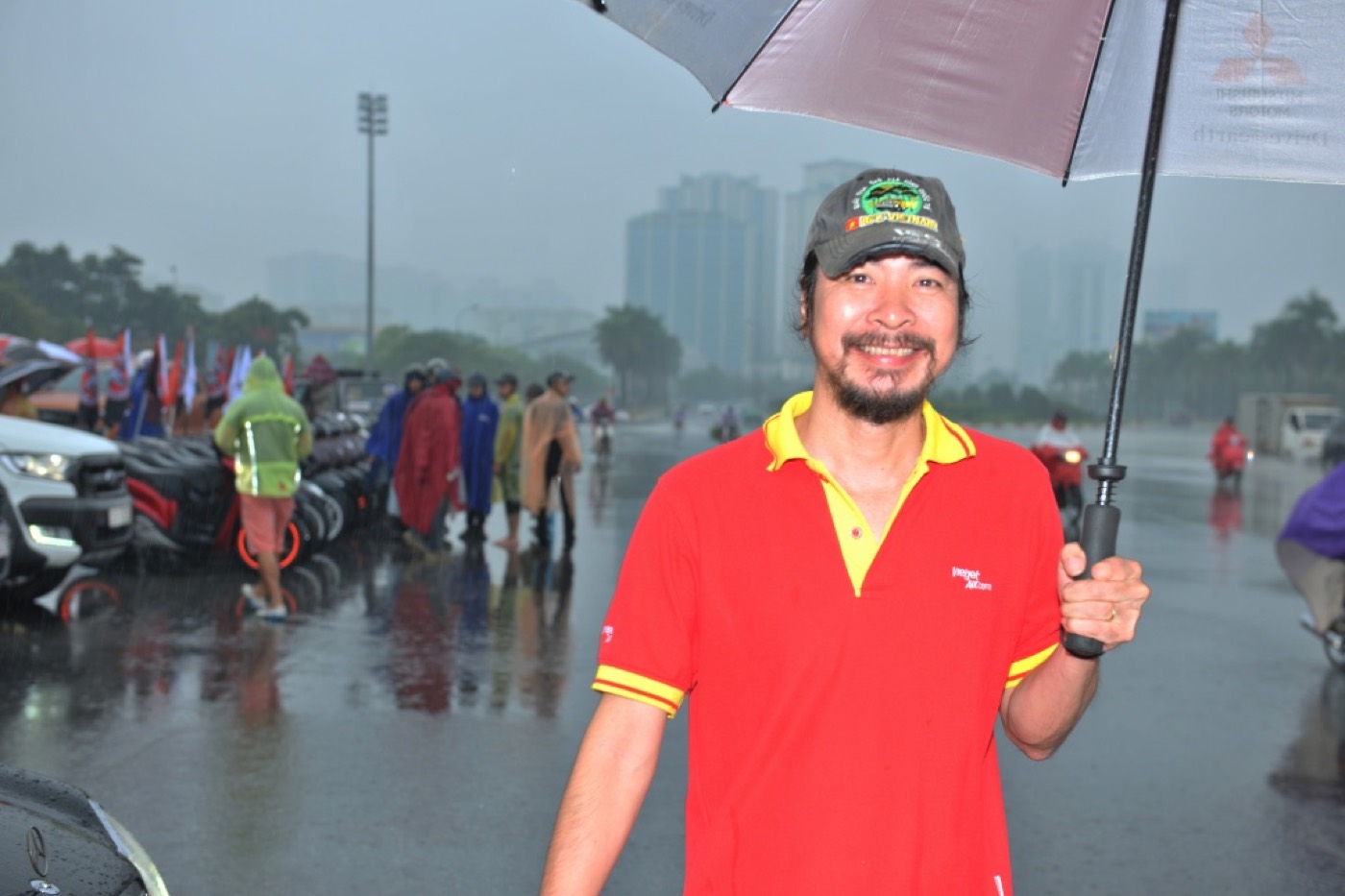 Thi đấu trời mưa, VOC 2016